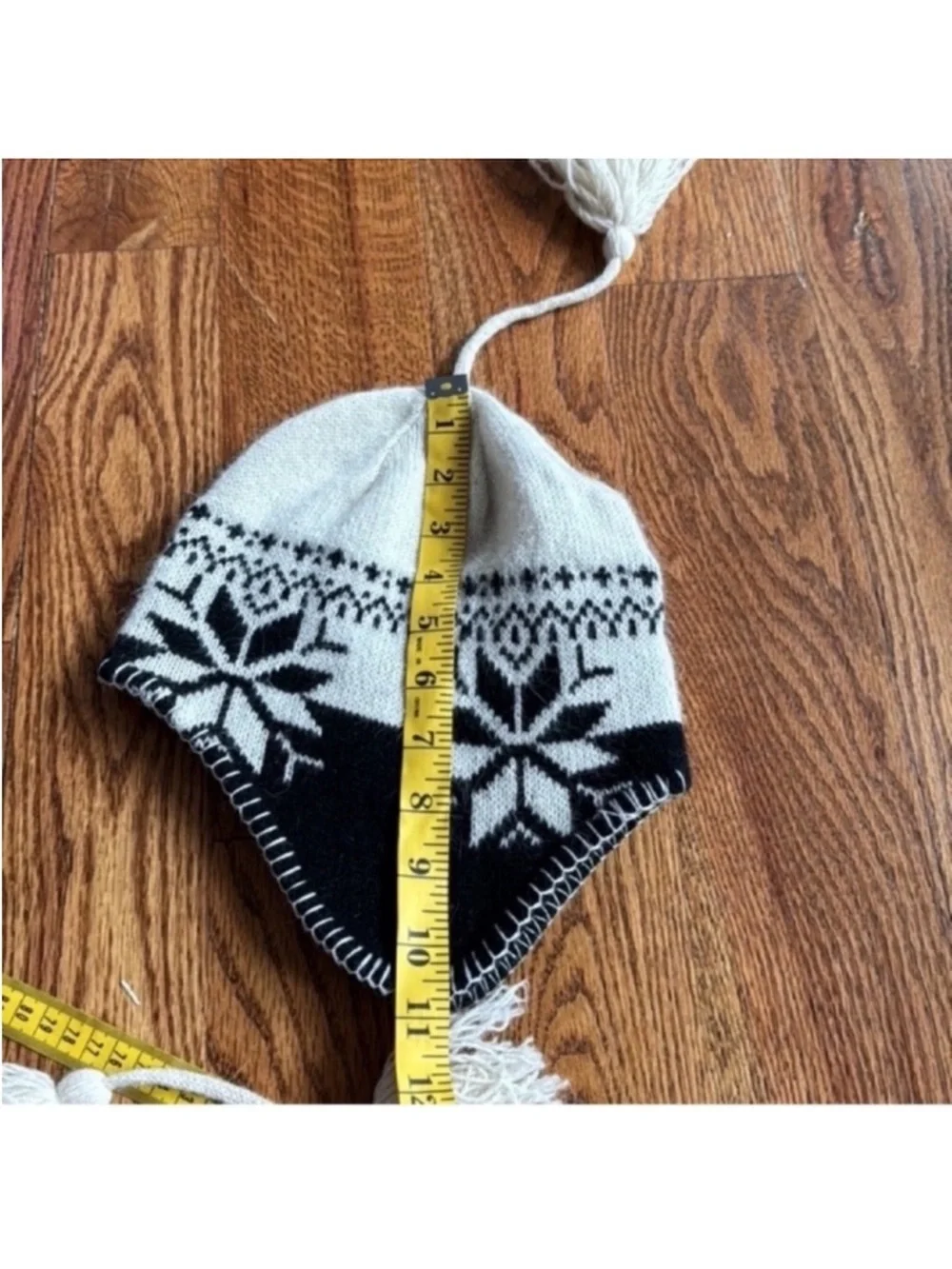 Woolrich Kids/Boys/girls Wool Angora Blend Alpine Nordic Hat Knit over Ear Flap